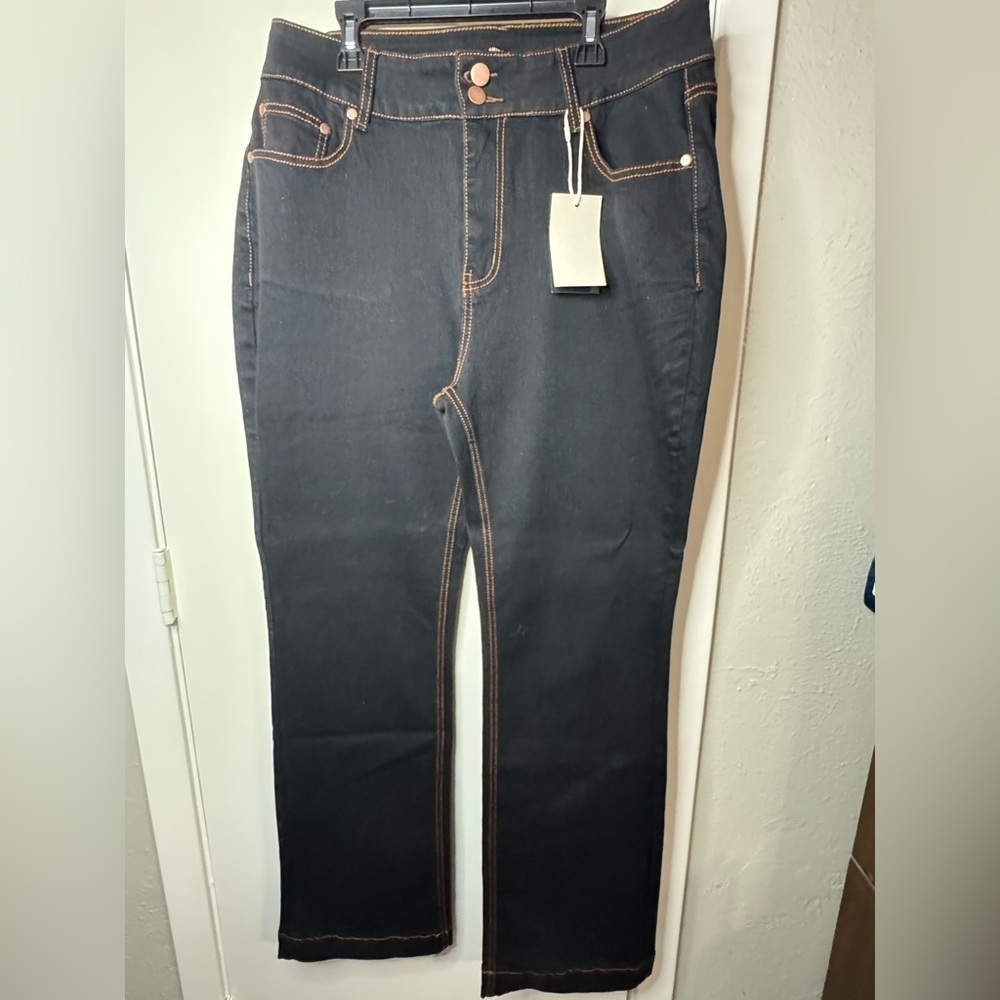 NWT - Women's Boot Cut Jeans - Black